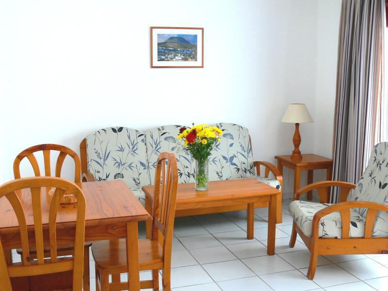 Apartamentos Playamar Puerto del Carmen  Exterior photo