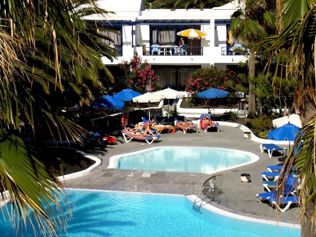 Apartamentos Playamar Puerto del Carmen  Exterior photo